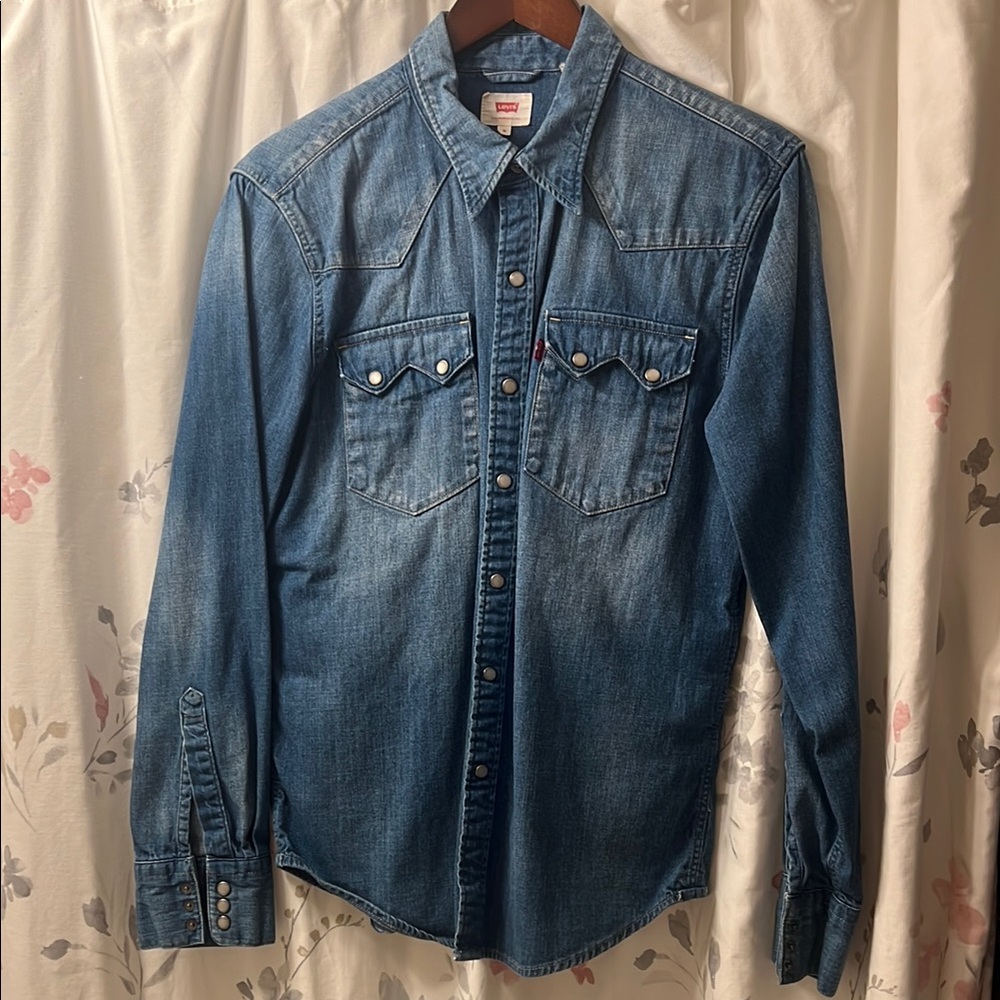 Levi's Denim Button-Up Shirt